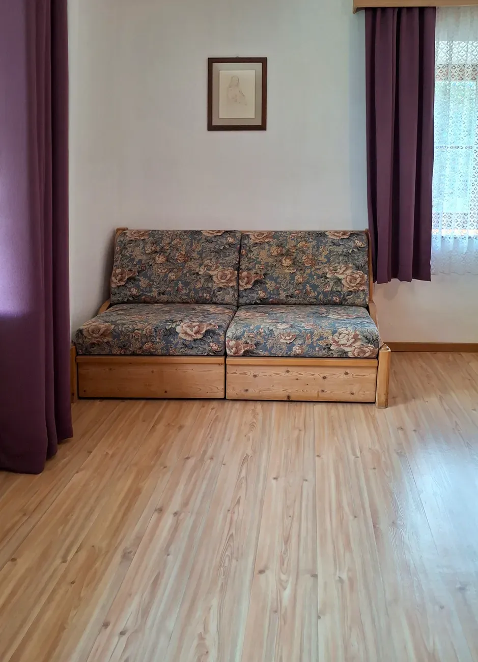 Camera da letto appartamento 2