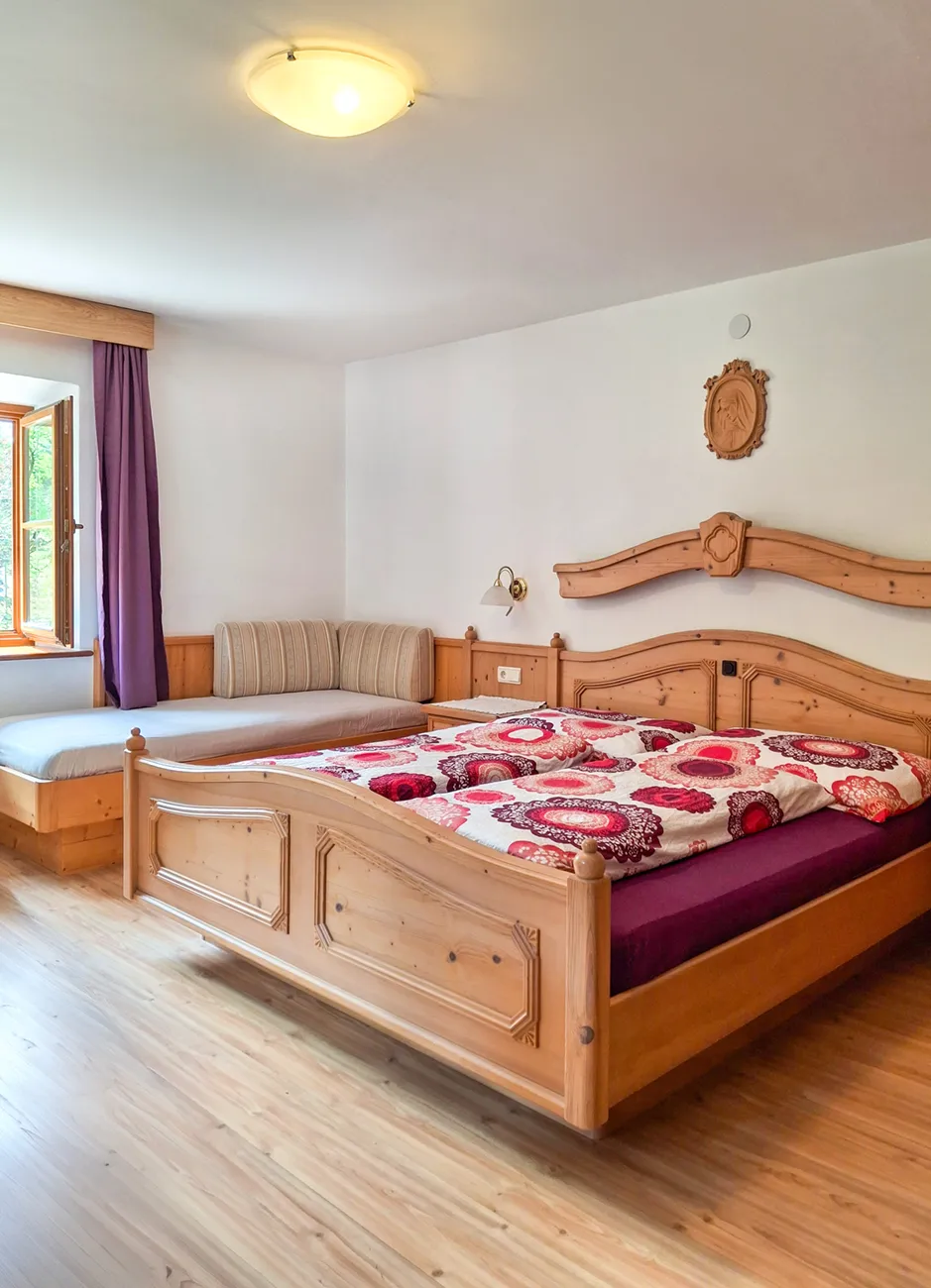 Camera da letto appartamento 2